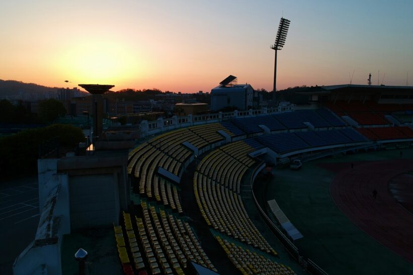 2018.04.18. 석양과 전주 종합경기장
